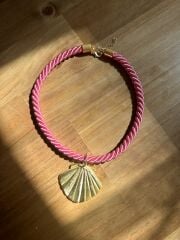 Pembe Deniz Kabuğu Kolye
