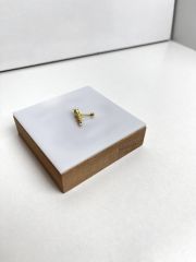 Altın Rengi Taşlı  Piercing