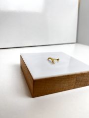 Altın Rengi  Beyaz Taşlı Sarmal Model  Piercing