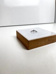 Gümüş Rengi  Beyaz Taşlı Sarmal Model  Piercing