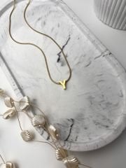 Altın Rengi Minimal  Model ‘Y' Harfli Çelik Kolye