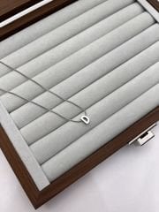 Gümüş Rengi Minimal  Model ‘D' Harfli Çelik