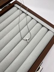 Gümüş Rengi Minimal  Model ‘T' Harfli Çelik