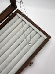 Gümüş Rengi Minimal  Model ‘C' Harfli Çelik